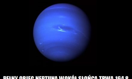 Ile trwa pełny obieg Neptuna wokół Słońca?