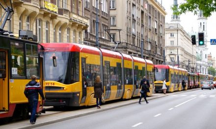 W ilu Polskich miastach lub aglomeracjach znajdują się linie tramwajowe?