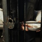Ostatni posiłek skazańców: Co zamawiali seryjni mordercy przed egzekucją?